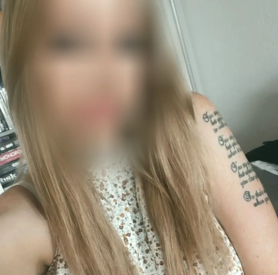 Bethany, 30