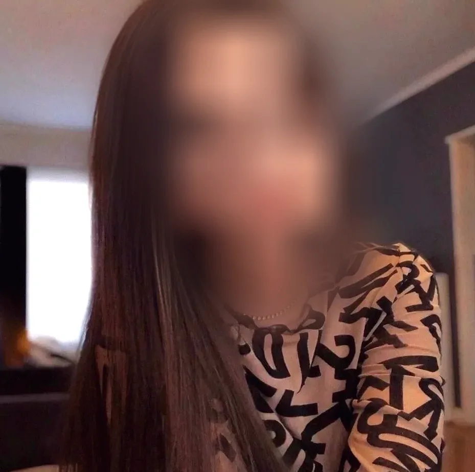 Leyla, 21